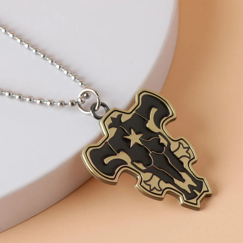 Black Bulls and 5 Leaf Clover Necklace