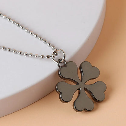 Black Bulls and 5 Leaf Clover Necklace
